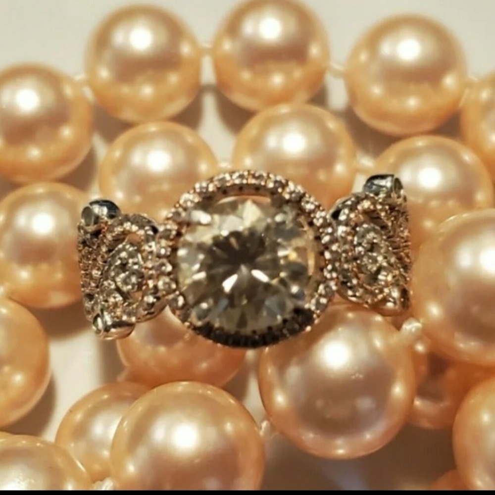 Size 10 7mm White Moissanite. Will test diamond - Picture 4 of 4